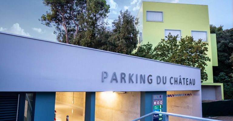 parking mouans sartoux